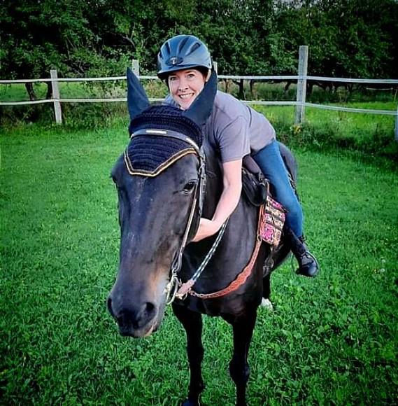 Meet your Posher, Helene - Picture 1 of 1